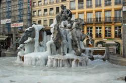 La fontaine Bartholdi gelée