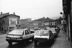 [Rue Charles-de-Gaulle à Brignais]