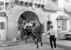 Grigny : une fête costumée