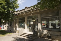 [La bibliothèque Gerland du 7e arrondissement]