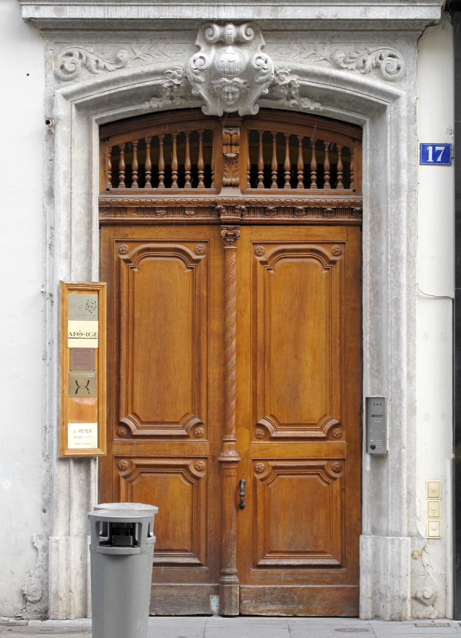 [17, rue de la République]