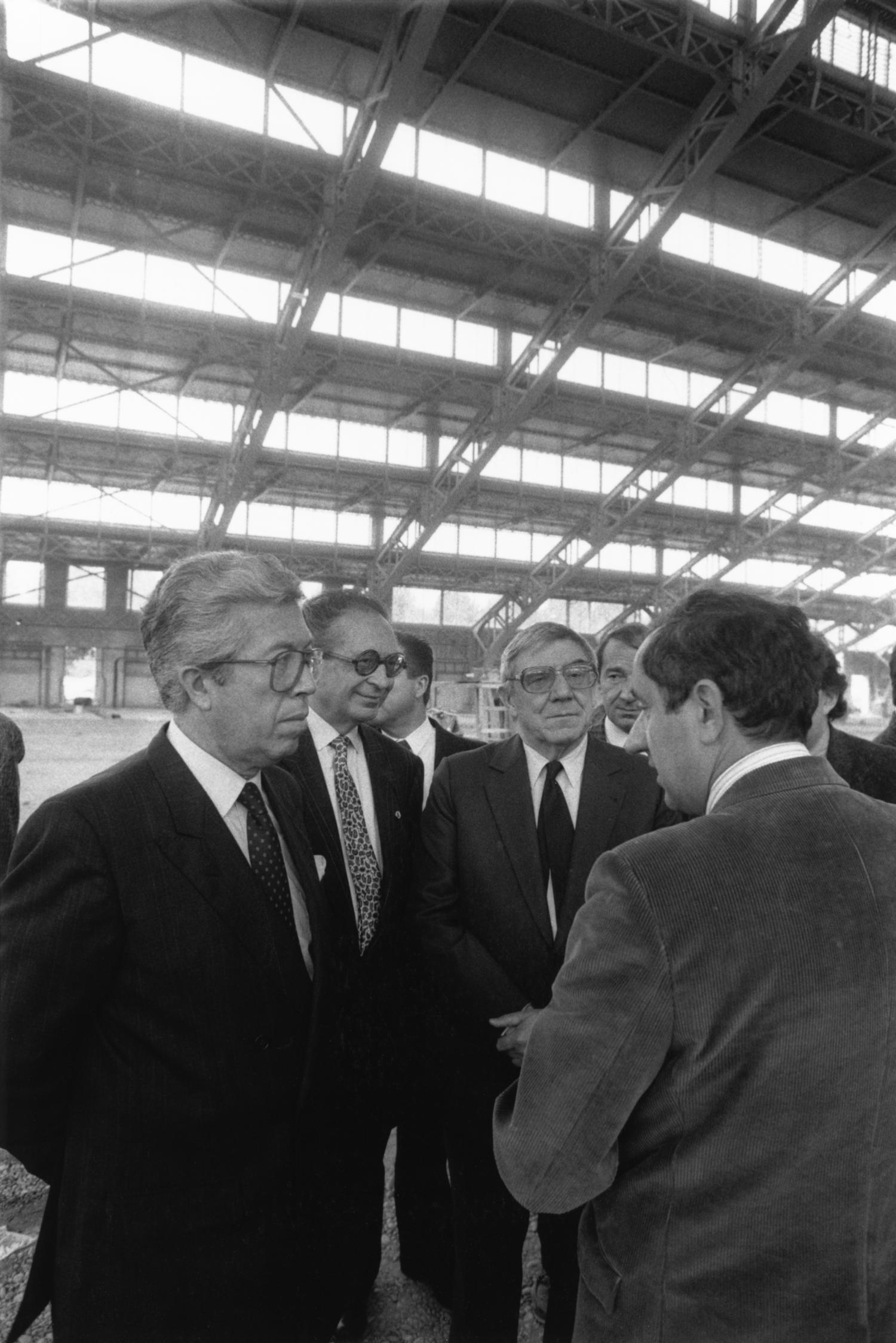 [Emile Biasini, secrétaire d'Etat aux Grands travaux, en visite à Lyon]