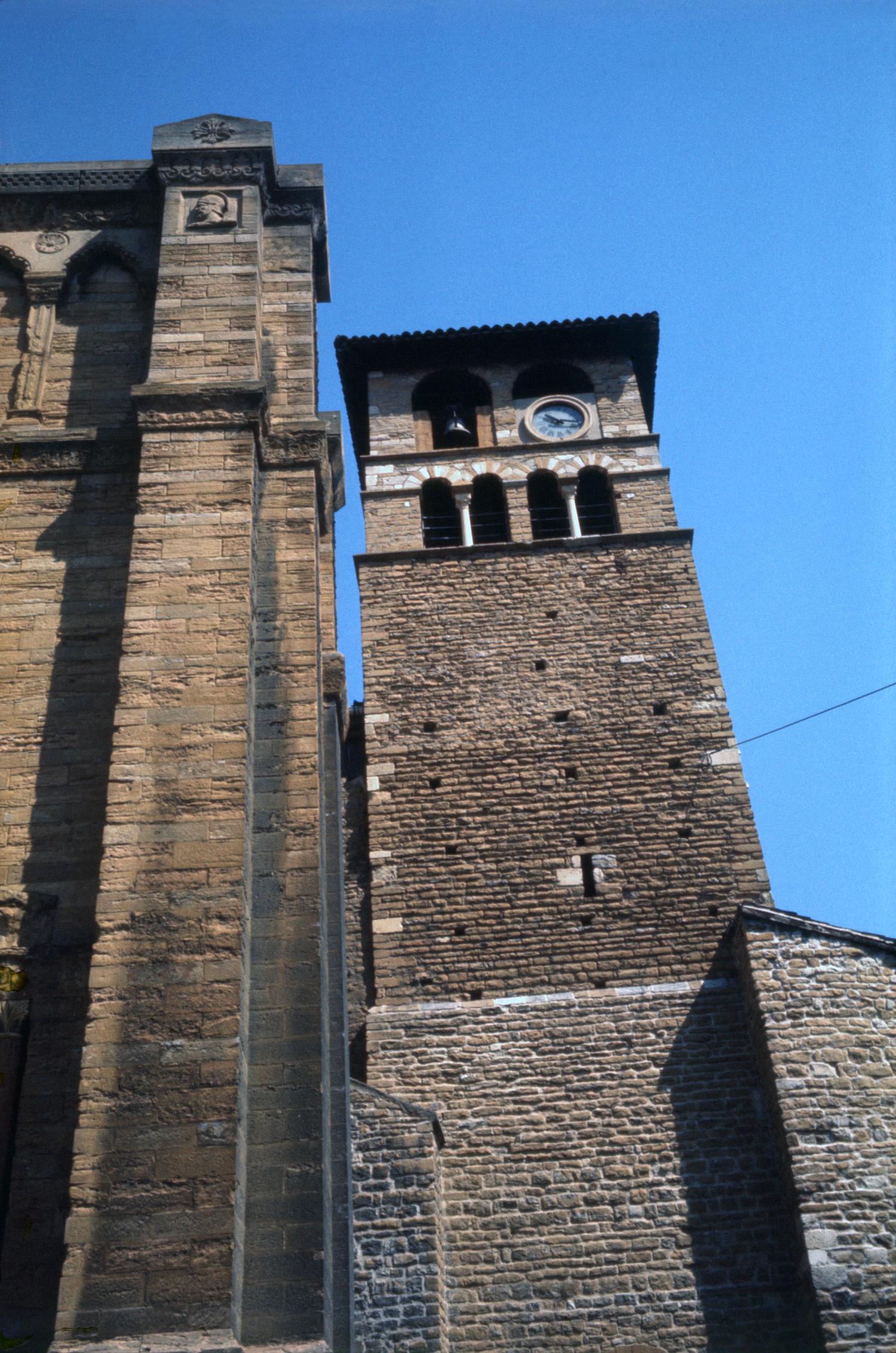 [Eglise Saint-Maurice de Couzon-au-Mont-d'Or (Rhône)]