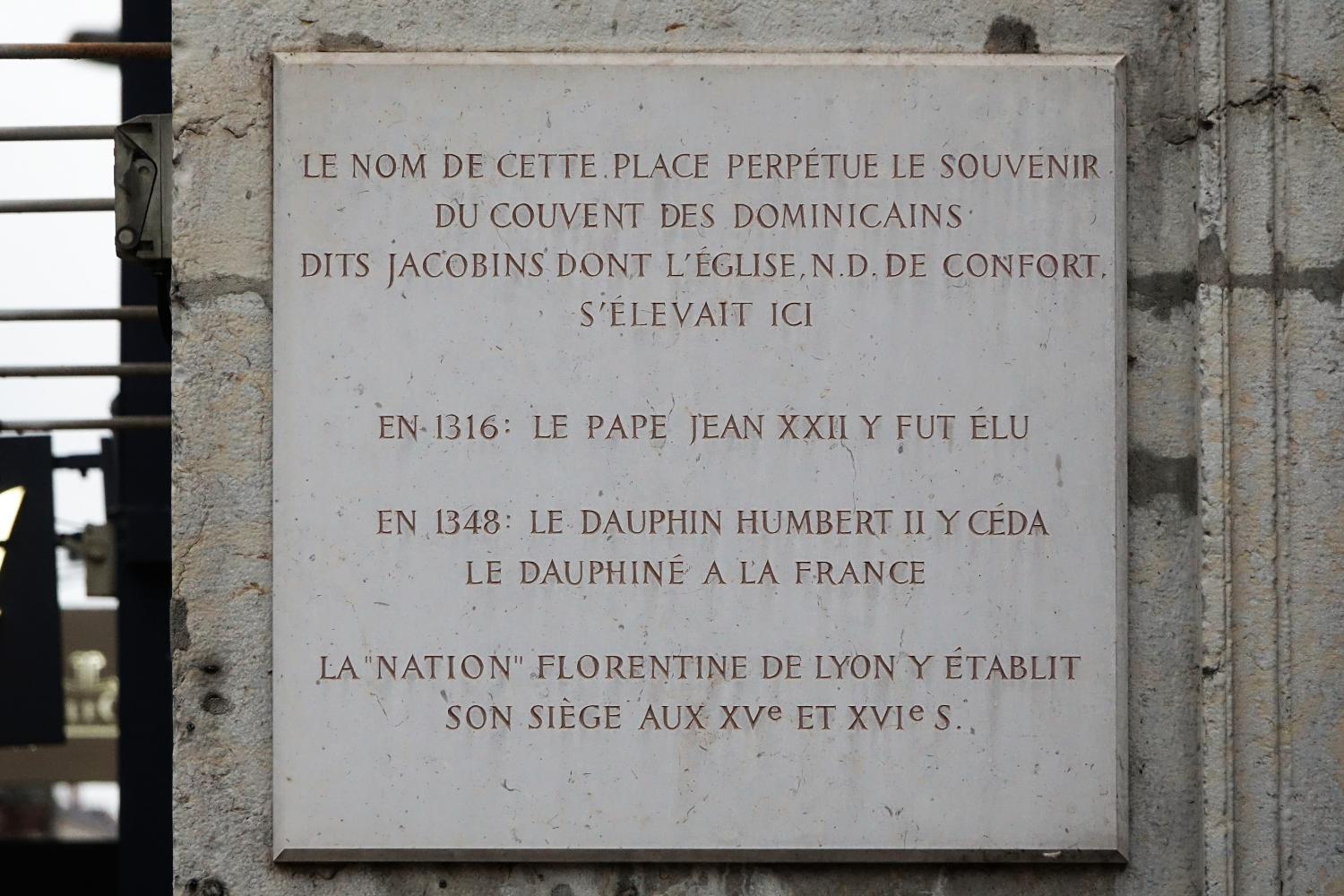 8, place des Jacobins