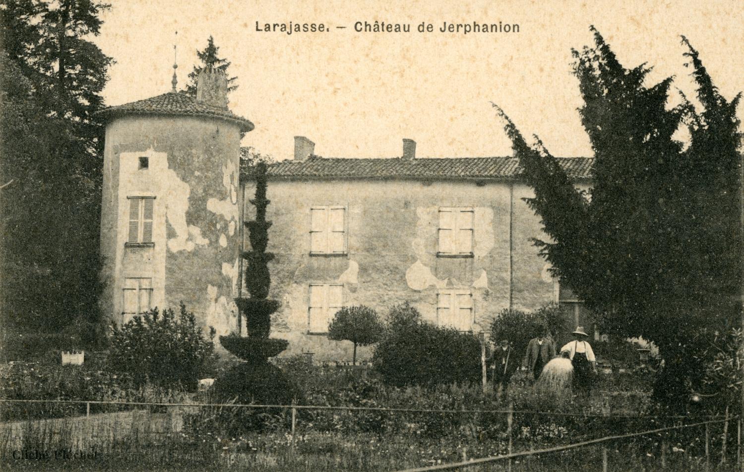 Larajasse. - Château de Jerphanion