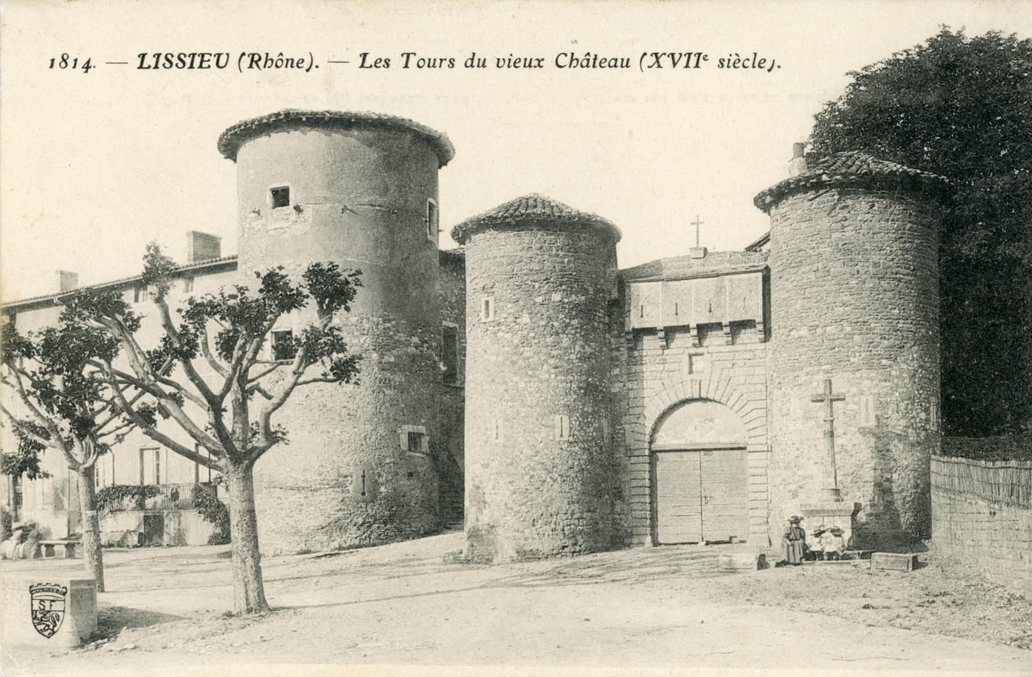Lissieu (Rhône). - Les Tours du vieux château (XVIIe siècle)
