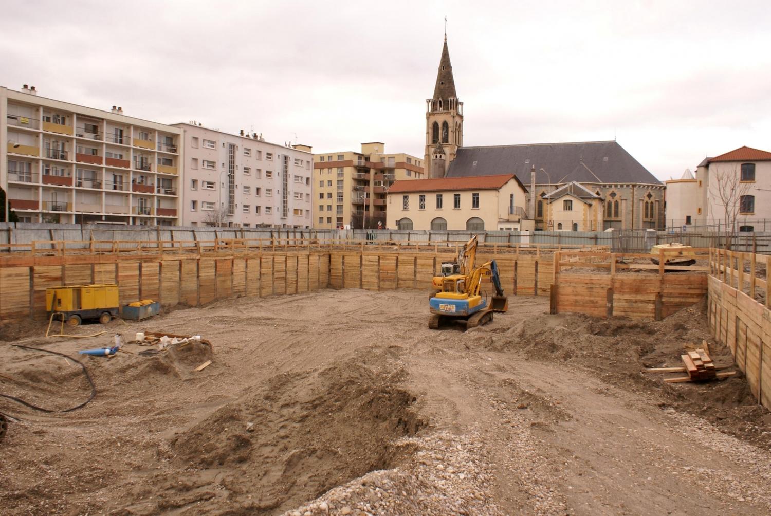 Construction de l'immeuble de l'OPAC du Rhône rue Félix Brun