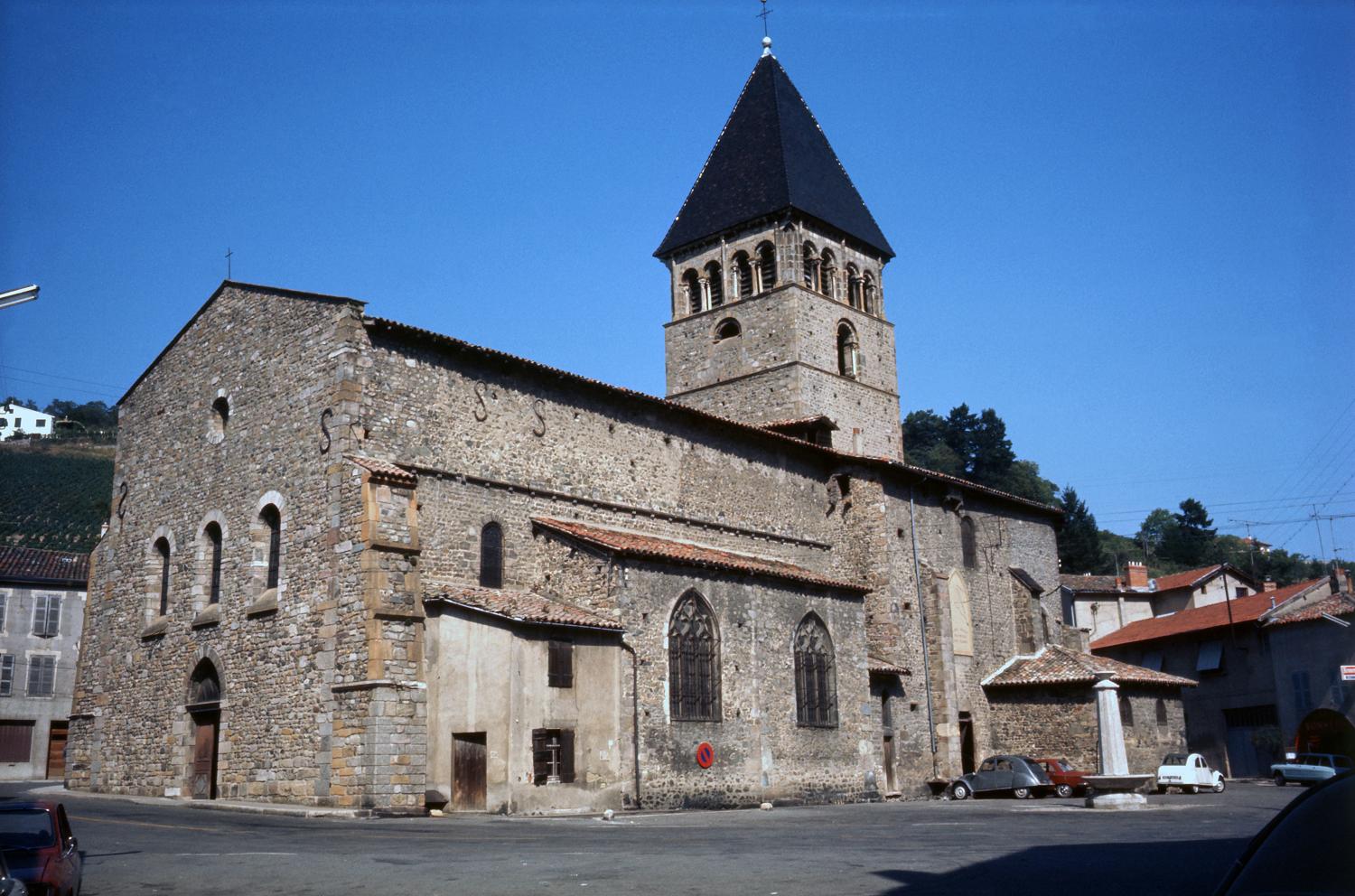 [Eglise Saint-Nicolas de Beaujeu (Rhône)]