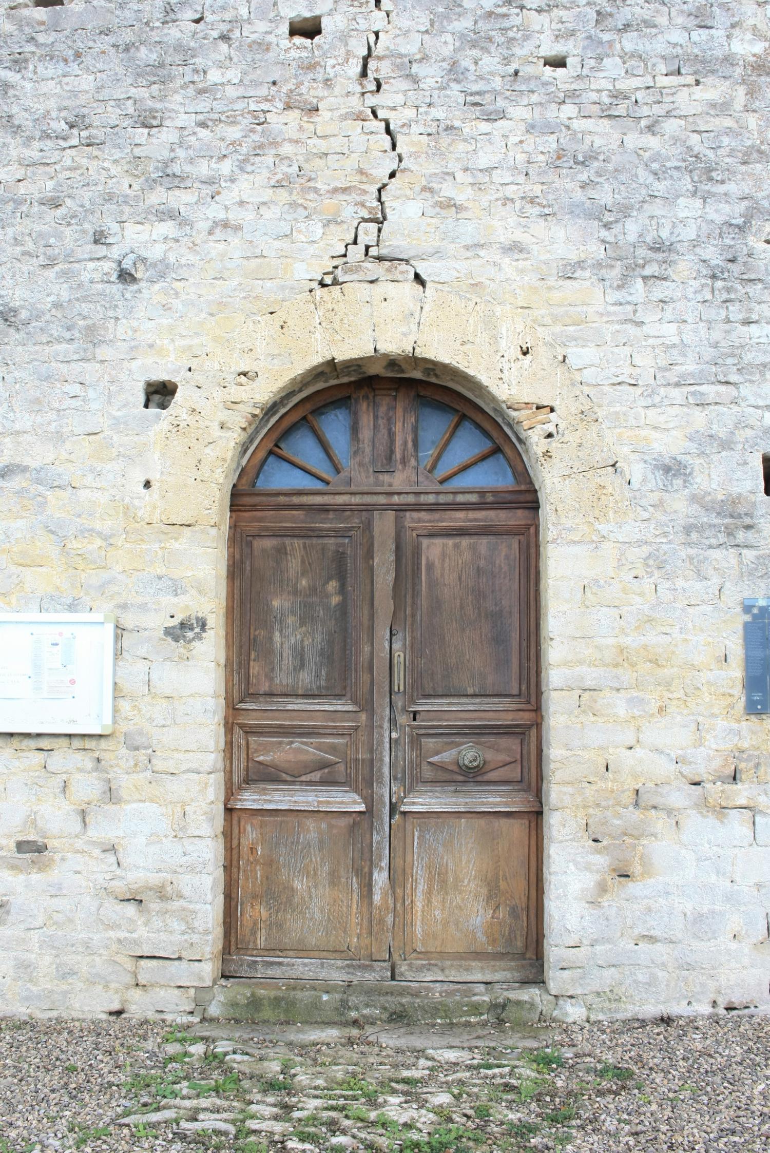 Eglise Saint-Pierre, 11e siècle, Aurel, Drôme