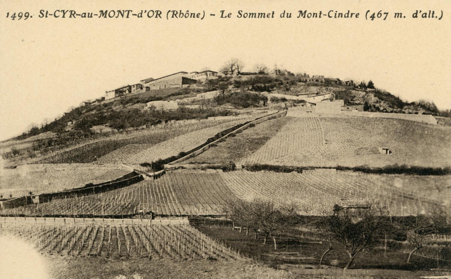 Saint-Cyr-au-Mont-d'Or (Rhône). - Le Sommet du Mont-Cindre (467 m. d'alt.)