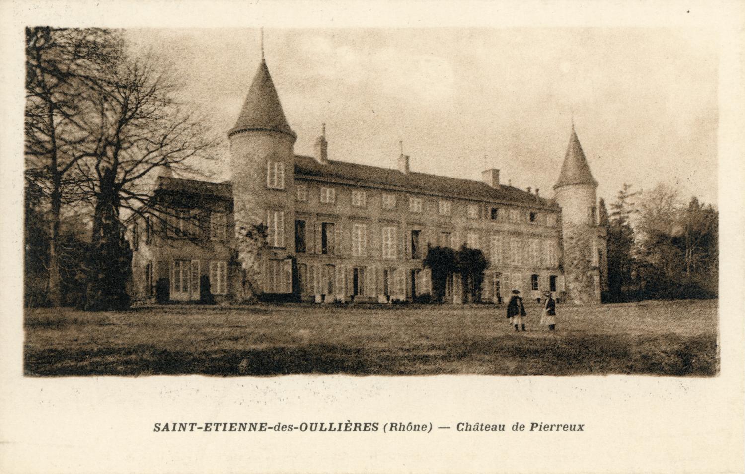 Saint-Etienne-des-Oullières (Rhône). - Château de Pierreux