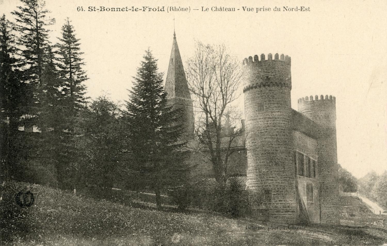 Saint-Bonnet-le-Froid (Rhône). - Le château. - Vue prise du nord-est