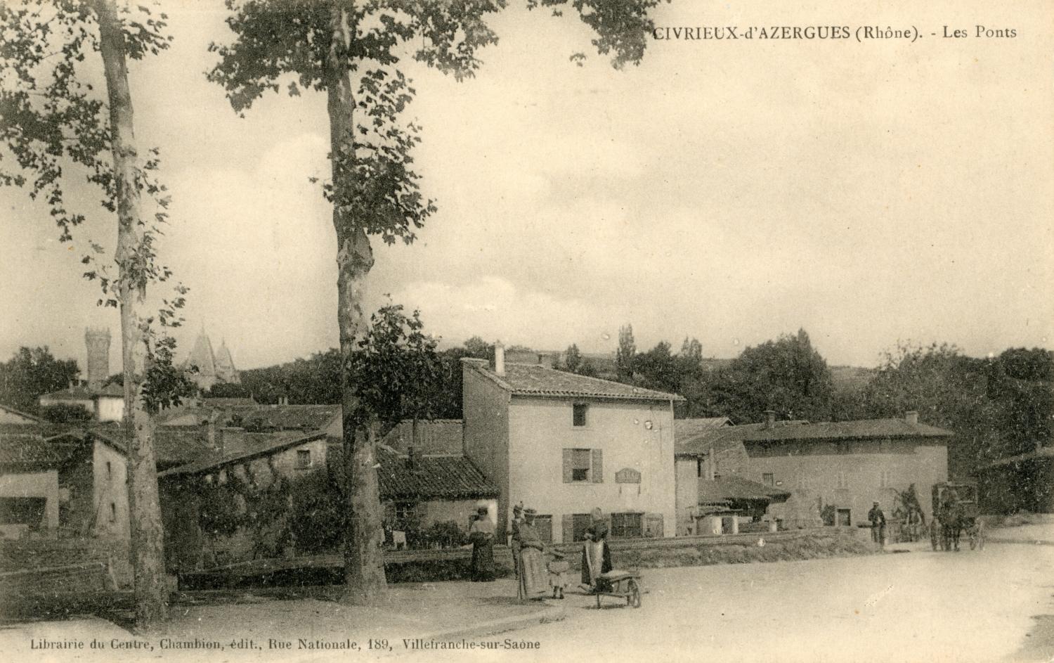 Civrieux-d'Azergues (Rhône). - Les ponts