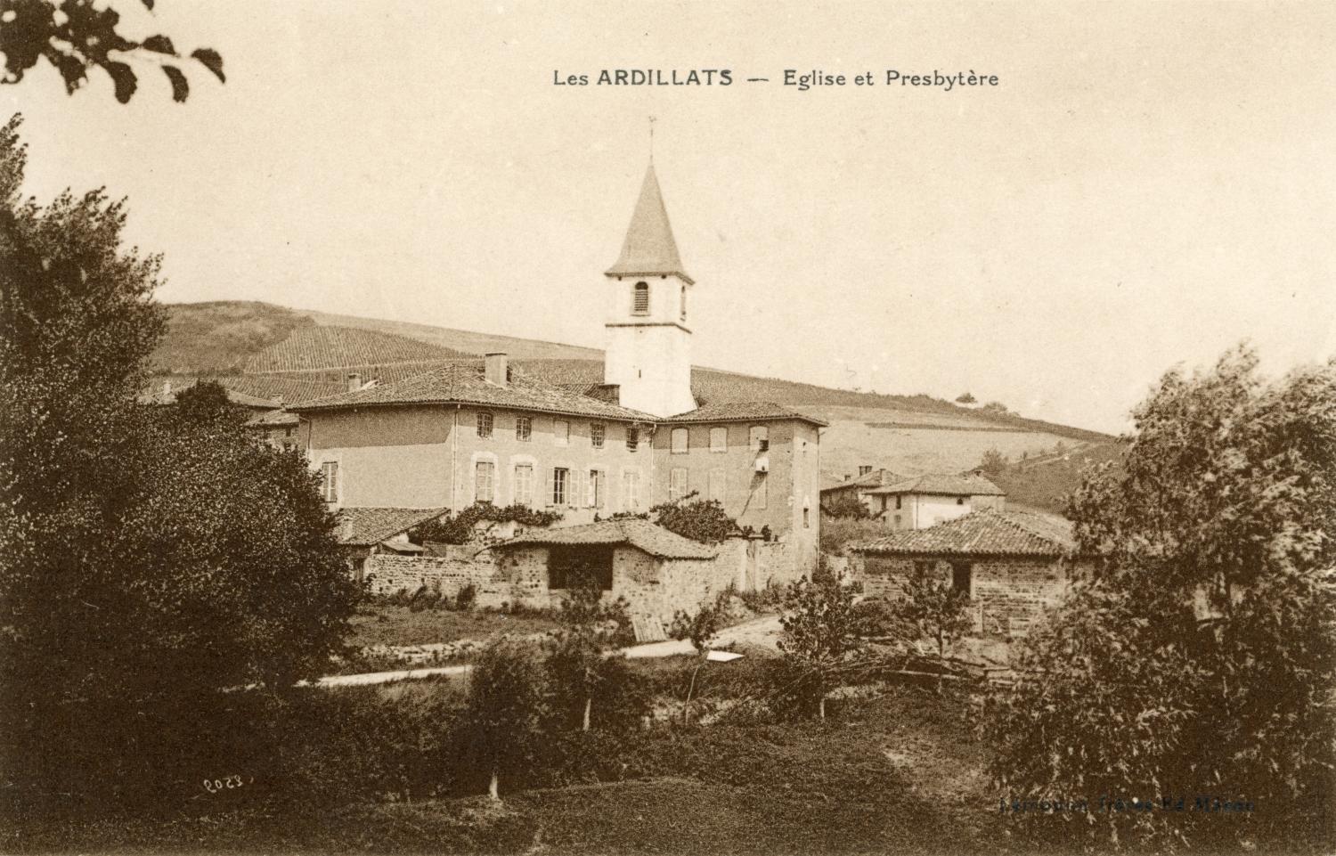 Les Ardillats (Rhône). - Eglise et presbytère