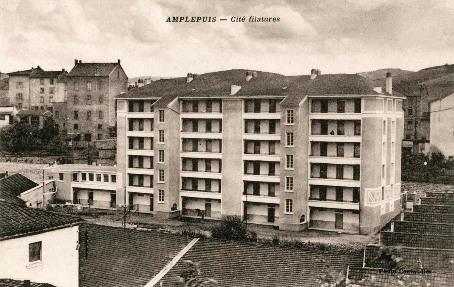 Amplepuis (Rhône). - Cité filatures